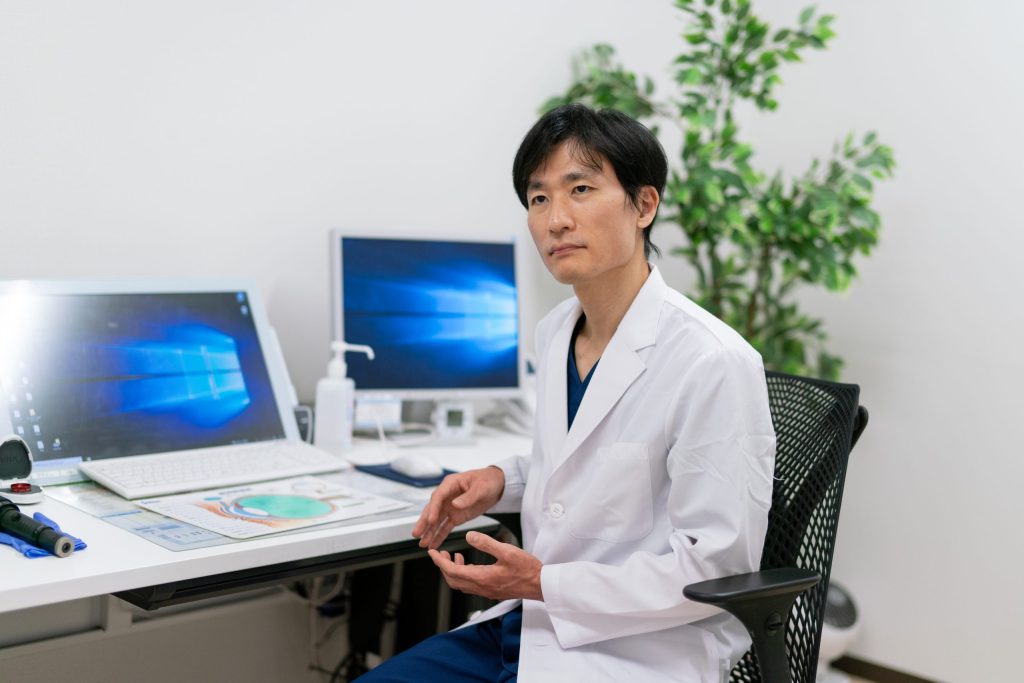 目に不調を感じたら、ひどくなる前に受診を